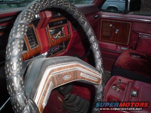 1984 Ford Bronco photo