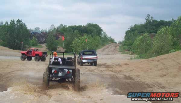 badlands20012.jpg Some of the group wheeling at the Badlands. That's my bronco in the pic. My first time ever at the Badlands.