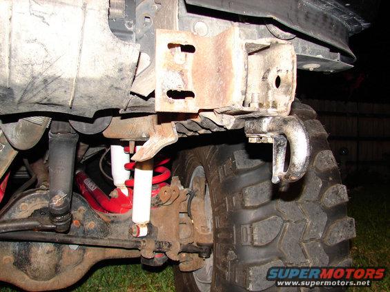 96-bronco-tow-hooks-031.jpg 