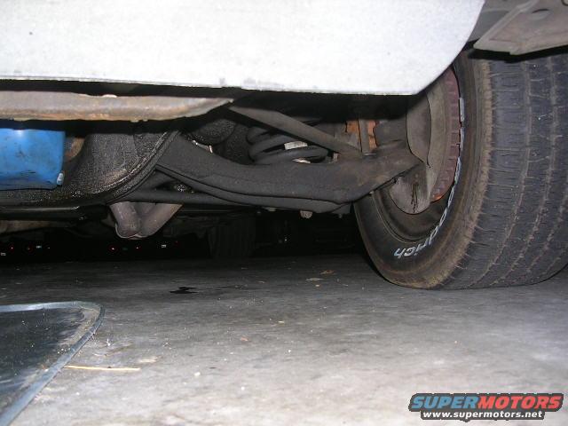 dscn1780.jpg Passenger side control arm
