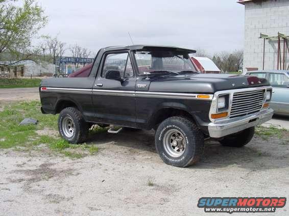msc_008.jpg Waiting patiently for a 4 spd install.
Note: NEVER tell a mechanic "No hurry."