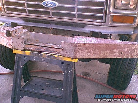 bumper2.jpg Here i am test fitting the new to me bumper. it was off a full size chevy so there will be work to do.