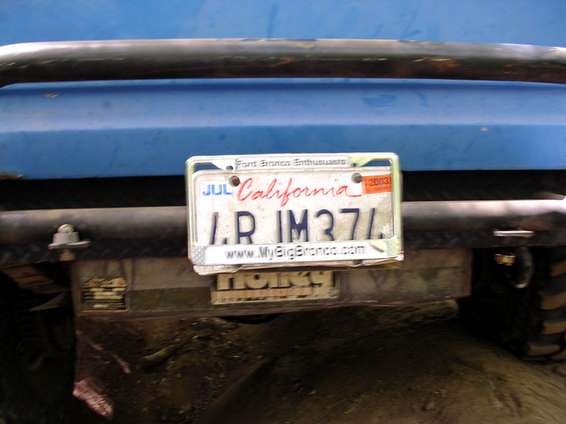 holl11.jpg Dons new license plate frame