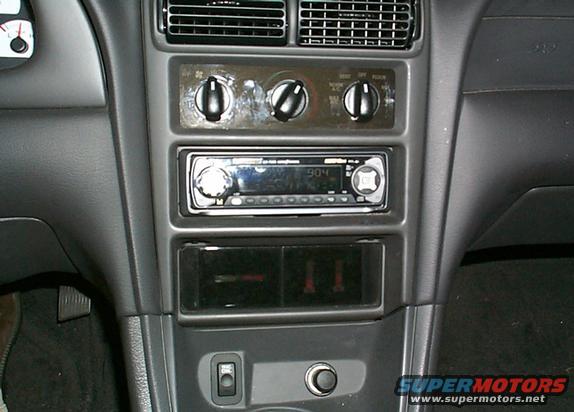 2000 Ford Mustang photo