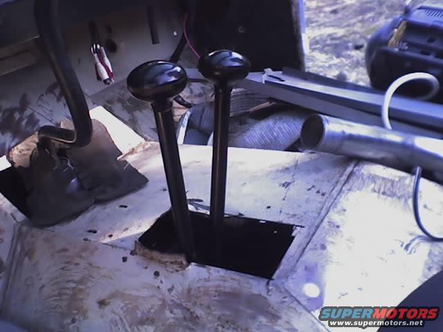 090406.jpg Twin stick for the 205