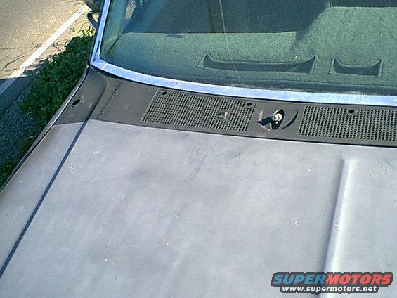 cowl3.jpg Here is the pass side. it looks better than the stock slotted cowl. the patch looks ok