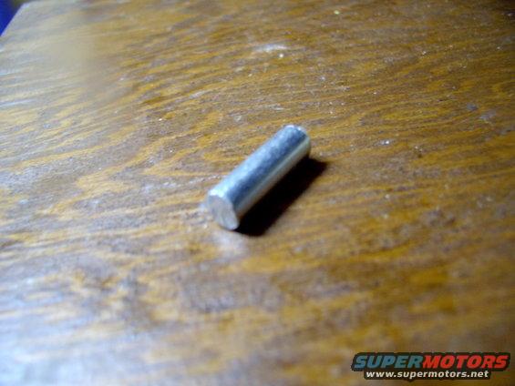 This sawed off 5/16" bolt shaft is also perfect for undetectable hose blockage. Remember to file the edges so you don't damage the hoses.

