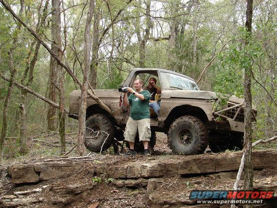 commanche-ridge-101406-009.jpg Chris with the video, and Franks bronco