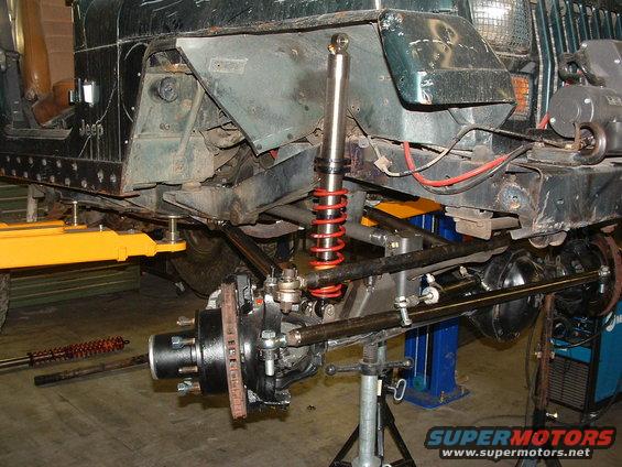 1994 Jeep YJ front suspension and steering linkage during repair