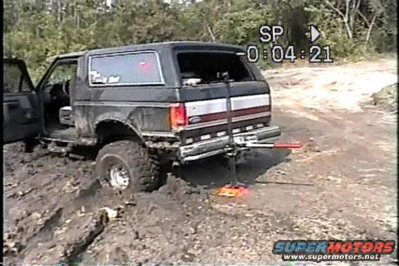 nc-stuck-in-mud-high-lift.jpg 