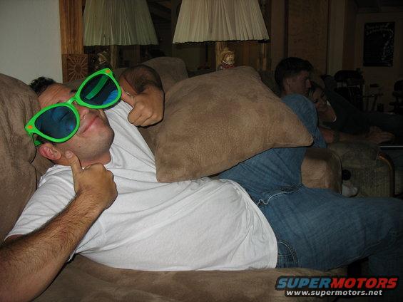 arizona115.jpg Willie rockin the glasses