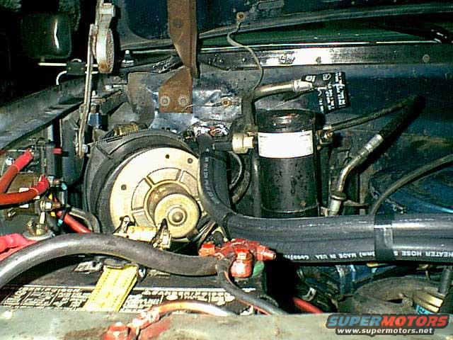 heaterhose3.jpg Here is the connection to the heater core.