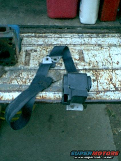 new-belt2.jpg Here is anothr view of the seat belt for the drivers side.