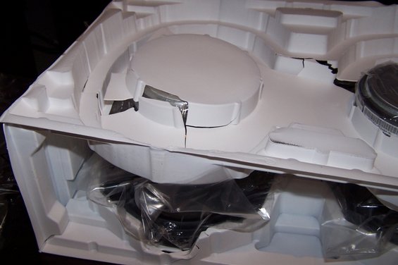 8.jpg ...and under the second speaker cover.