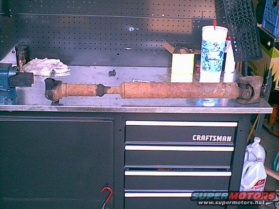 driveshaft.jpg Here is the old drive shaft.
