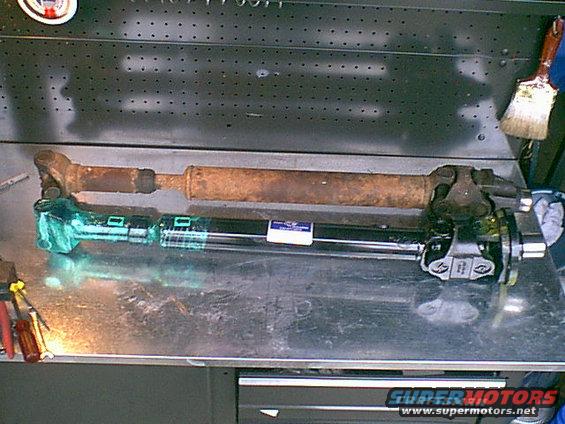 newold3.jpg here is anothe view of both shafts.