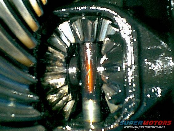 rear4.jpg the 3:55 and large tires were not a good mix and these were old so that may have been the issue.