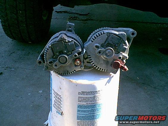 3g-large-and-small-case.jpg Here is the back. they are both the same connections minus the mounting ears.