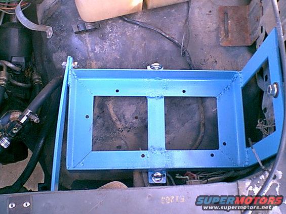 bat9.jpg Here is is ready for a battery to be installed.