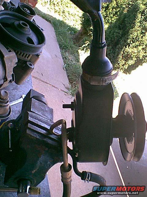 signaw1.jpg Here she is with the correct pulley inplace.