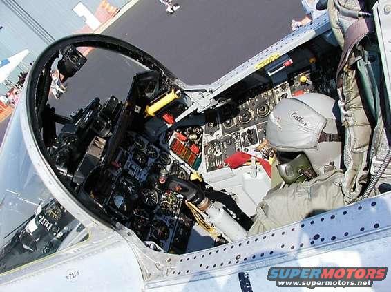 Cockpit of F-100.