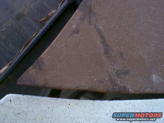 Brown fender detail of a 1973 Ford Ranchero