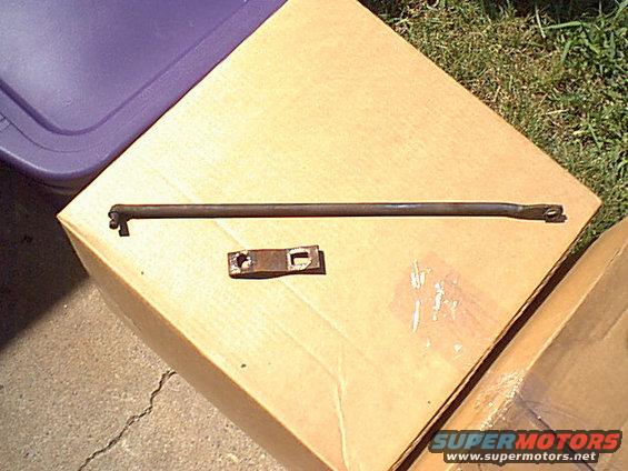 clutch-rod5.jpg The equlizer rod (Below the linkage) the rectangle hole rounds out and causes slop in the shifter and makes you think the clutch needs replacing.
