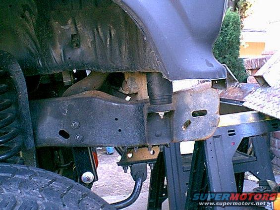 passsidetrim5.jpg here is the pass side all clipped and waiting for the new bumper.