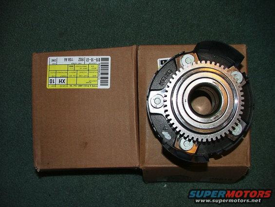 1999-2004 mustang cobra front hub/bearing