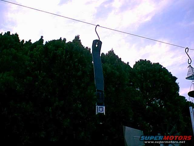 seatbeltpass.jpg finally after so manr junk yard runs i found a passs side seat belt anchor