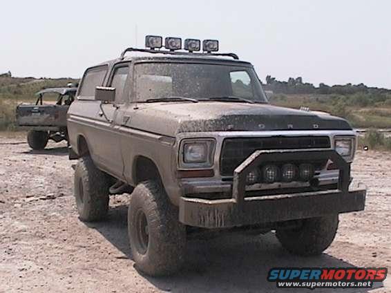 aut_0374.jpg and he was thinking he wasnt going to wheel her!!!