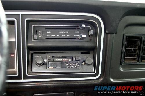 dfc4_12.jpg Heater/Radio 11-06