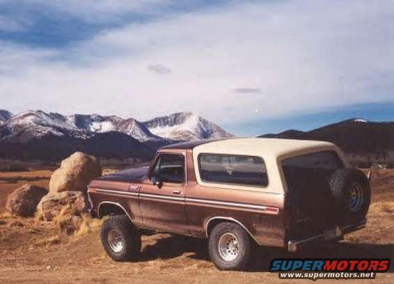 zoso.jpg ZOSO
very nice bronco, 4 inch lift 33 inch bfg a/ts, lots of neat stuff