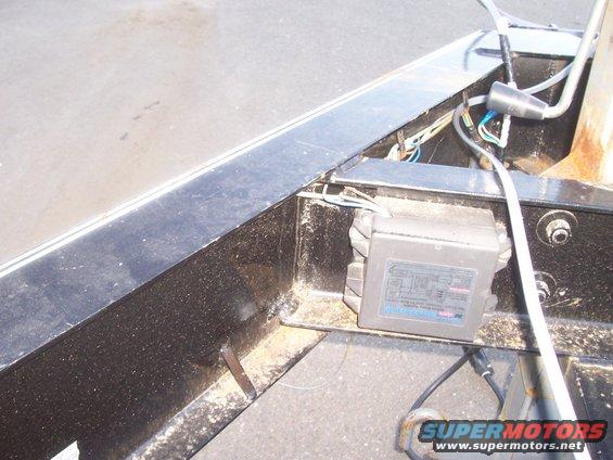 Break-away trailer brake activator will apply trailer brakes even after tow vehicle plug has been disconnected