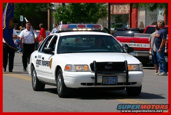 kansas-highway-patrol-parade1.jpg Perhaps the closest example of what my P71 looked like while in service. 