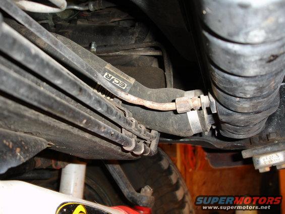 picture-034.jpg big radiator and lower hose clearance.