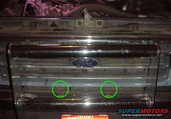 1989 Ford Bronco grille with Ford emblem
