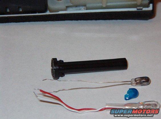 hlsw06.jpg These RS bulbs are noticeably larger than the stock ones, so even if it wasn't destroyed, the filter probably wouldn't fit over the new bulb easily.