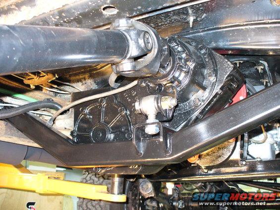 p1000417.jpg custom rear x-member and mount