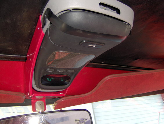 hpim0643.jpg Pre-fitting the Explorer overhead console