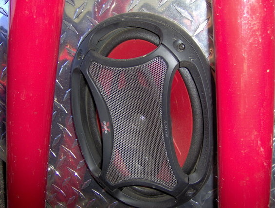hpim0634.jpg 6X9 Sony X-Plod speaker fits 