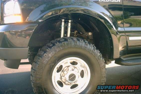 pict0042.jpg Dual Bilstein's and 315's Xterrains