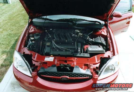 taurus_82502_3999_miles_1.jpg The engine after a little over 3 months and 3,999 miles.  I keep her clean :) Shot 1