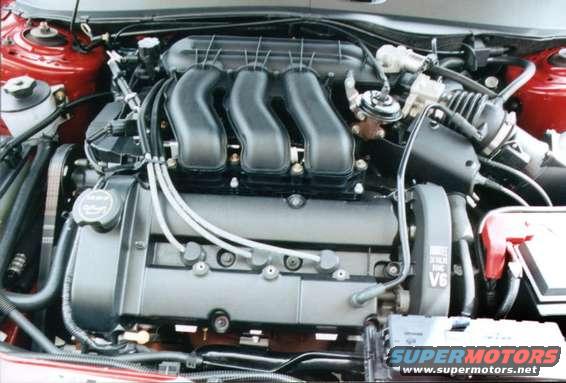 taurus_82502_3999_miles_4.jpg The engine after a little over 3 months and 3,999 miles.  I keep her clean :) Shot 4