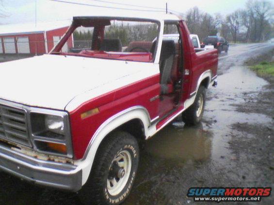 picture010.jpg no doors or glass