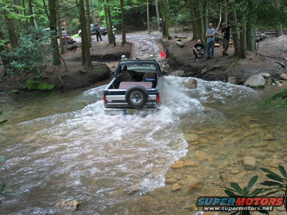 img_4271.jpg water crossing (paragon)