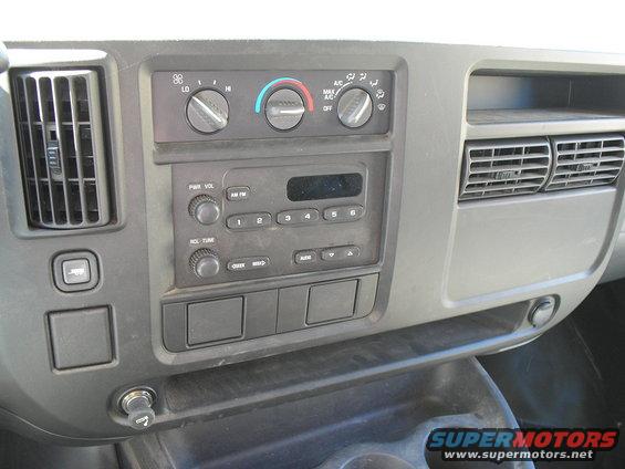 van-for-sale-003.jpg 
