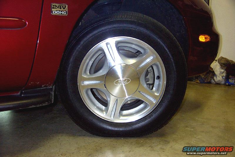 1999 Ford Taurus photo