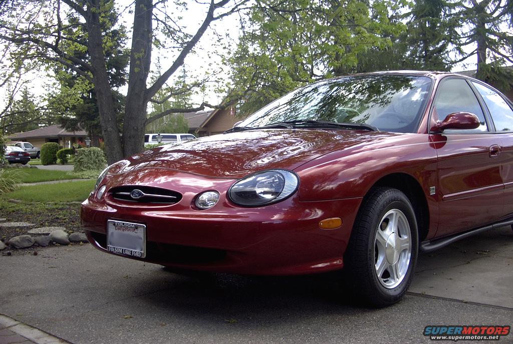 1999 Ford Taurus photo