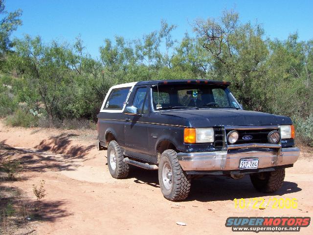 1987 Ford Bronco photo